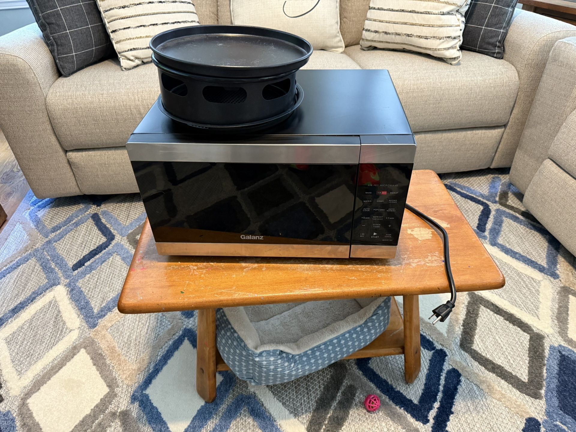 Air Fryer And Microwave Oven
