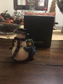 Boyd's Bear figurine