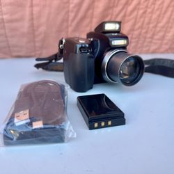 Kodak EasyShare Z7590 5.0MP 10x Zoom Digital Camera W Charger/Battery TESTED