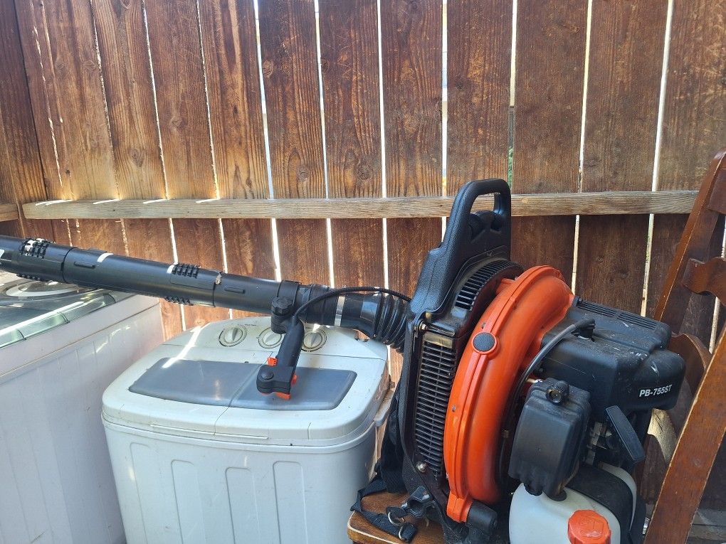 Leaf Blower