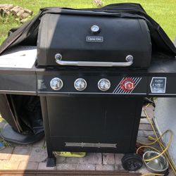  Dyna Glo Gas Grill 4 Burners 