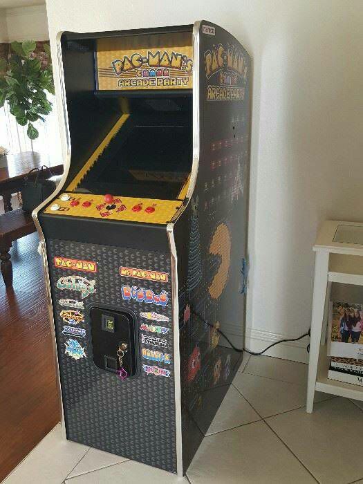 Namco Pacman Arcade Party Cabaret Arcade Game Machine