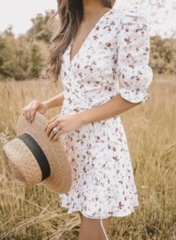 Reformation Carmelo Linen Floral Wrap Dress Gabrielle Size Large L Excellent Condition