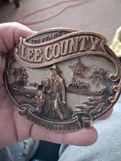 VINTAGE LEE COUNTY SHERIFF OFFICE LIKE NEW