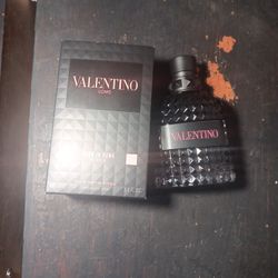 Valentino Uomo Intense 