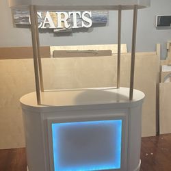  Brand-new snack cart – great for entrepreneurs or party rentals!