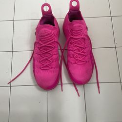 Nike pink kd aunt pearl size 11.5