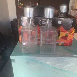 Liquor Bottles With Dispenser 