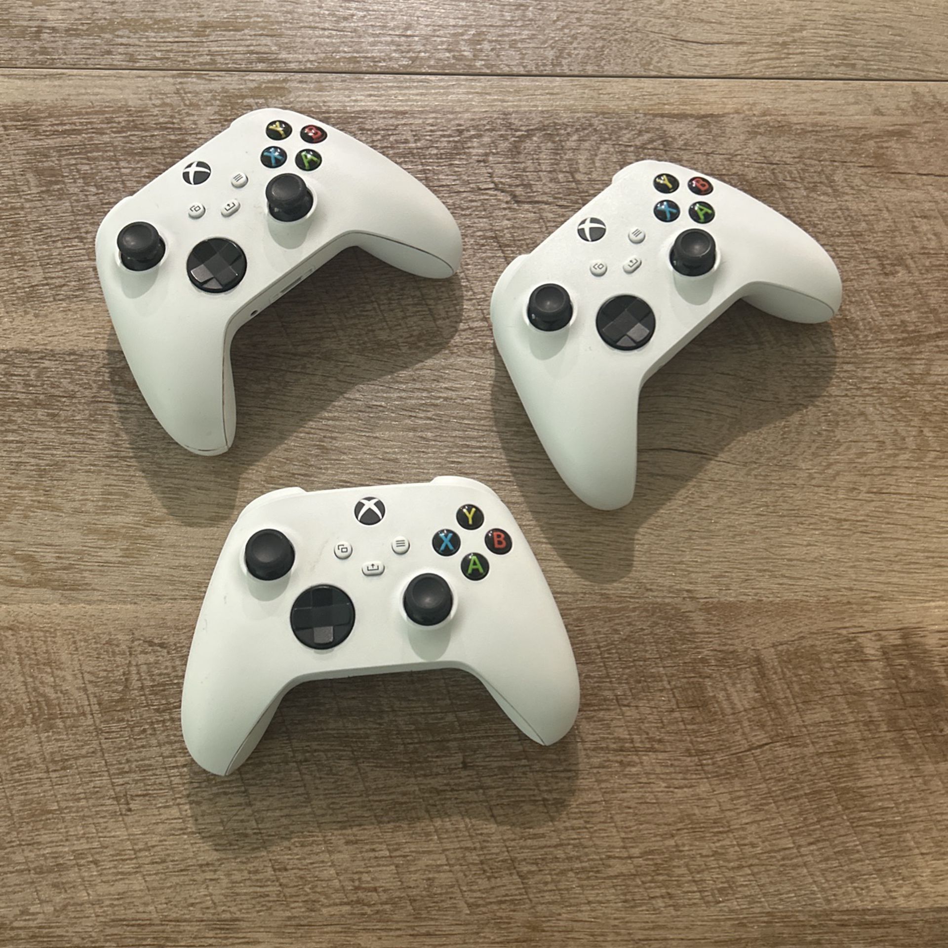 Xbox controllers 