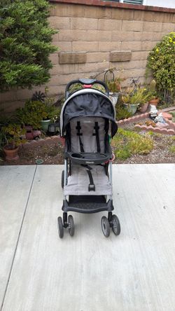 Light weight stroller
