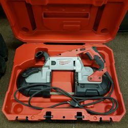 Milwaukee 6232-21 Corded 11 Amp Bandsaw