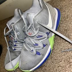 Nike Kyrie 5, 6.5