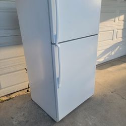 Whirlpool Refrigerator 