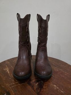 Cat & Jack Boots Size 1