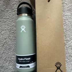 Hydro Flask Water Bottle