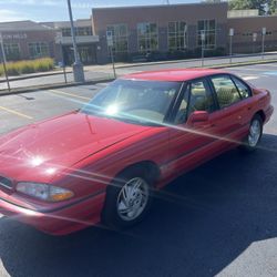 Old School Pontiac Bonneville 