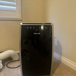 Honeywell Portable AC