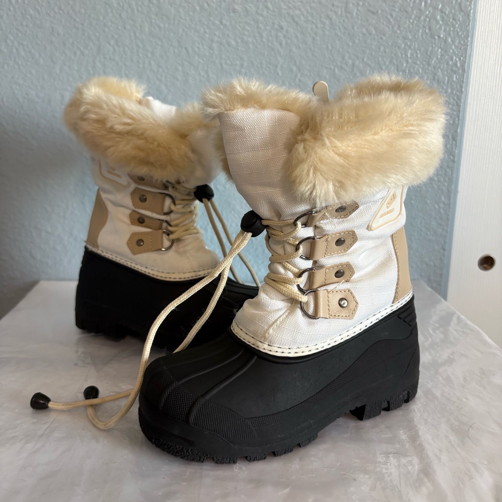 Kids 12C Snow Boots Waterproof Insulated Warm Winter