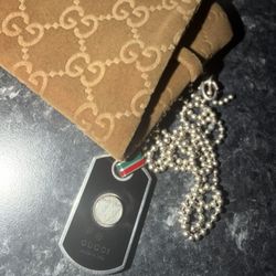Gucci Crest Sherry line Dog Tag Pendant