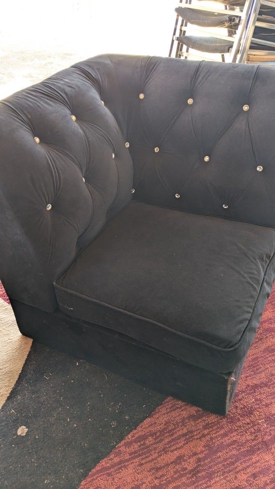 black velvet/diamondlike buttons..cadacorner sofa