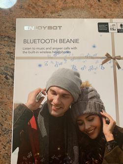 Bluetooth beanie