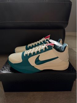 Nike Kobe 5 Caitlin Clark Coconut Milk Spruce New