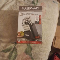 Farberware Cutlery Set