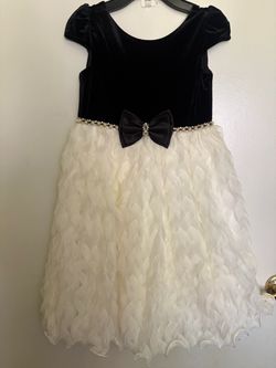 Girls dress new