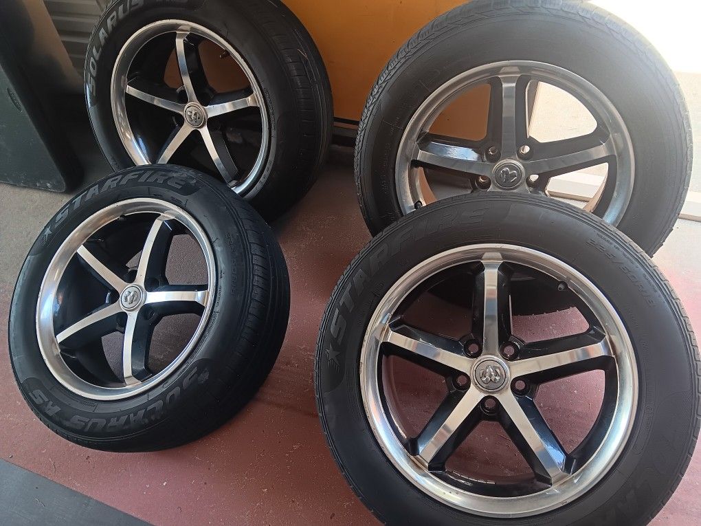 Dodge Challenger Wheels