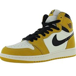 Jordan 1 Retro High OG  Size 6.5 Youth....8 Women's 