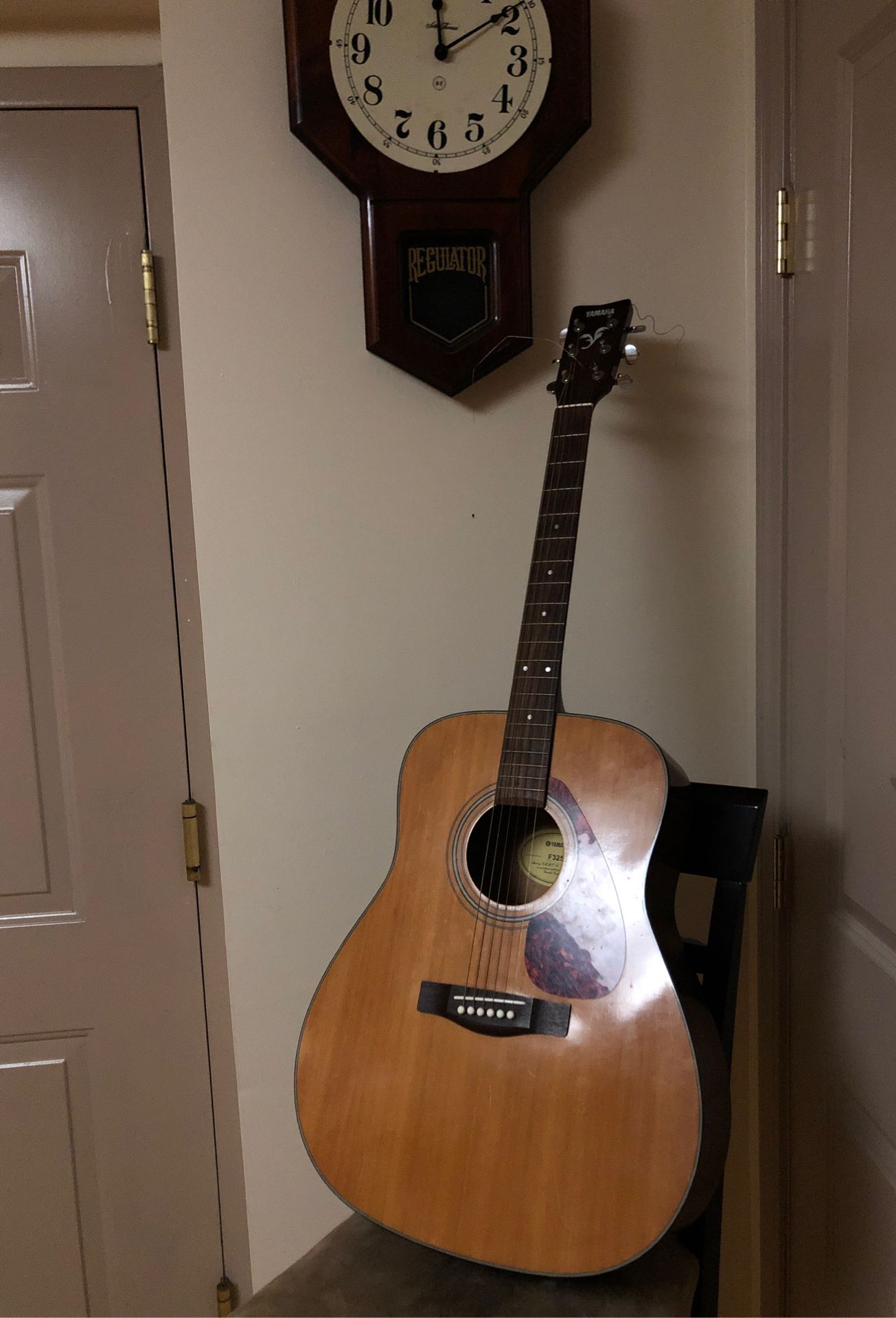 Yamaha Guitar With accessories