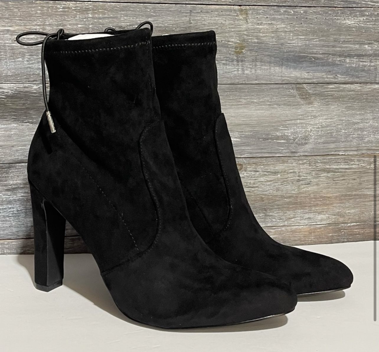 NEW JustFab Black Faux Suede Heel Ankle Boots • Women’s Size 11
