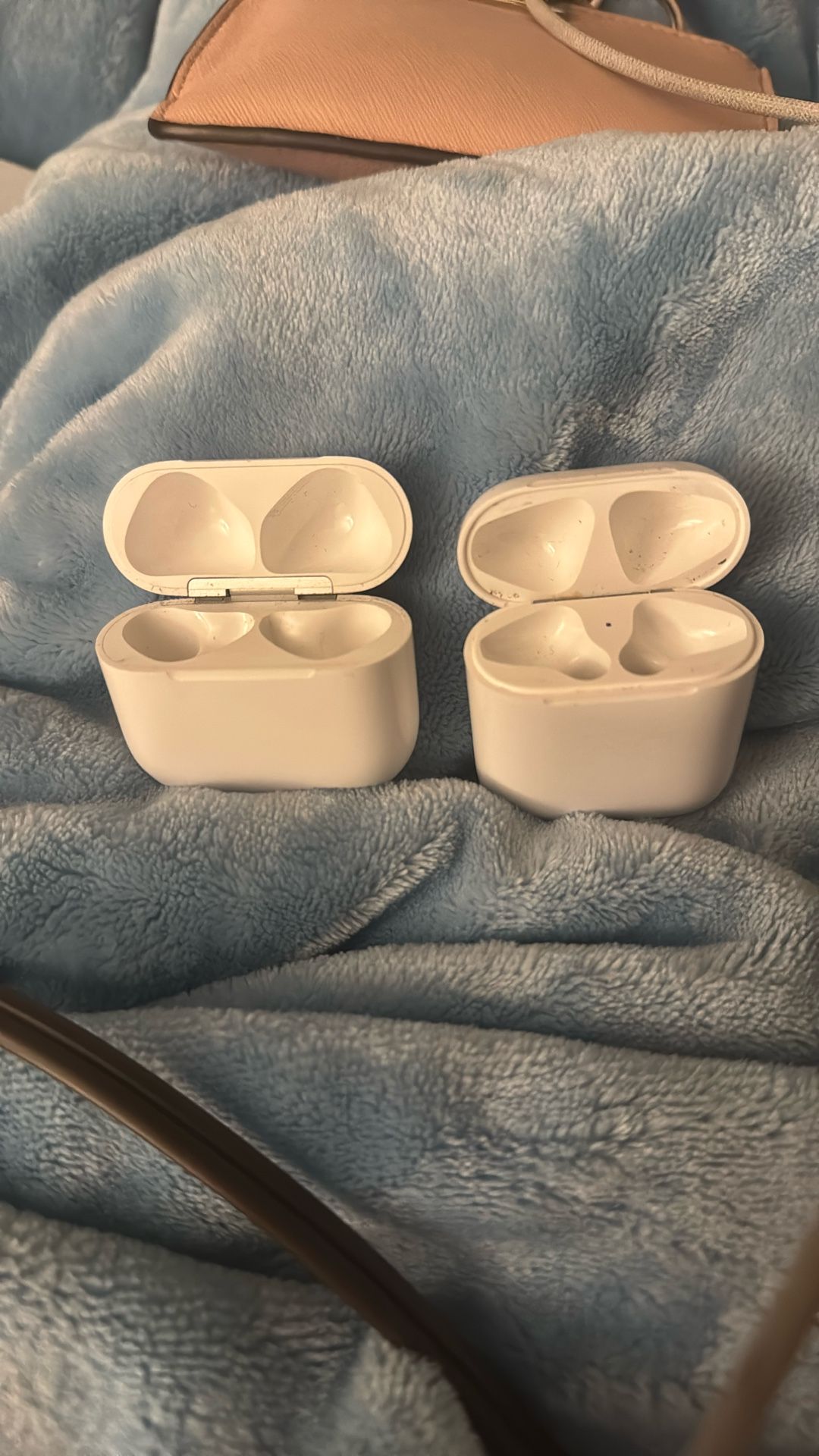 AirPods Pro Case & AirPods Case.