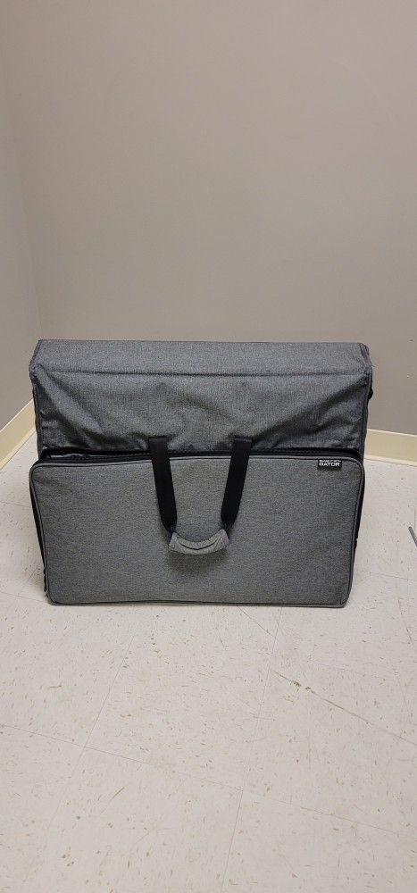 Desktop Portable Computer Case Fits Up To 27"