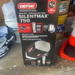 Genie - Silentmax 750 - Garage Door Opener
