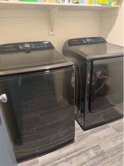 Samsung Electric Washer & Dryer Set