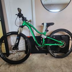 TREK  Bike 29 Sl Full Suspension Fox