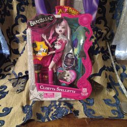 Bratzillaz "Cloetta Spelletta" Unopened Box