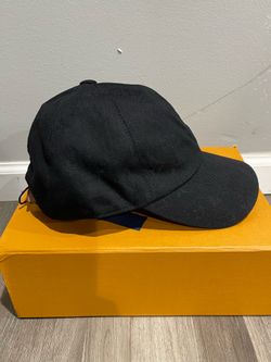 Louis Viutton Cap Essentials Brand New