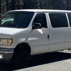 2000 Ford E-150