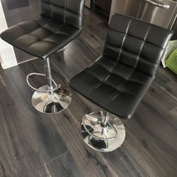 Bar Stool Set