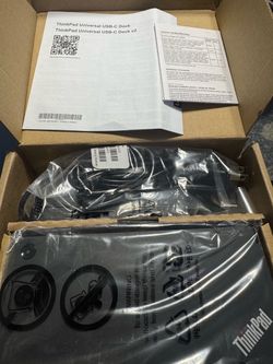 Thinkpad Universal Docking Station