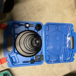 model of the hole saw set