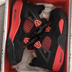 Air Jordan 4 Retro