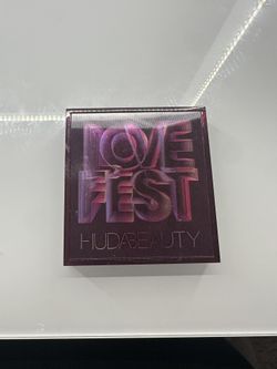 Huda Beauty Eyeshadow Pallet