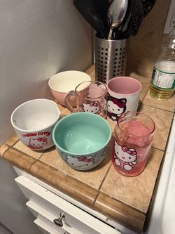 Hello kitty girl glassware