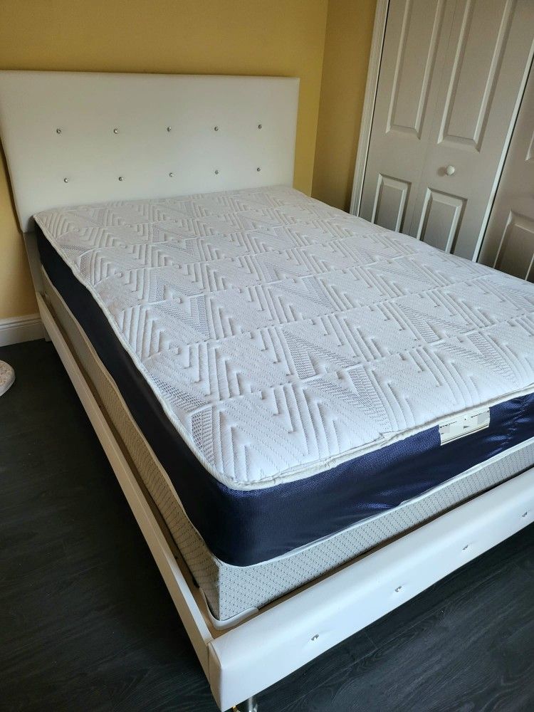 NEW FULL-SIZE MATTRESS AND BOX SPRING 🆕️