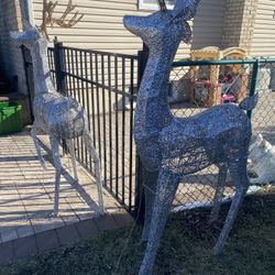 Set of 2 Deer