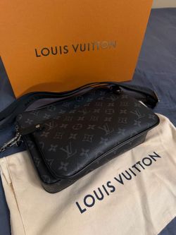 Louis Vuitton Trio Messenger