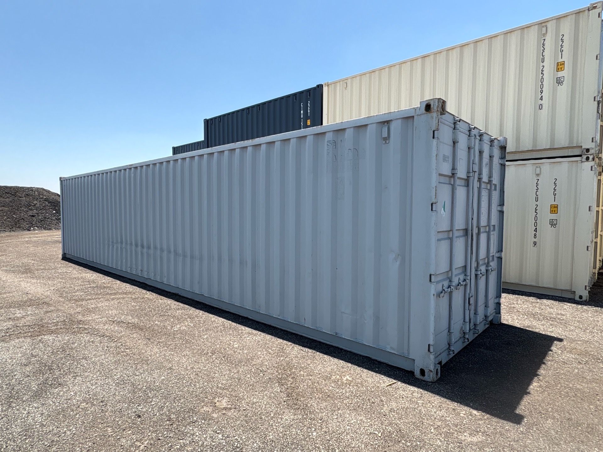 40 FOOT USED 8’6 TALL WIND WATER TIGHT SHIPPING CONTAINER